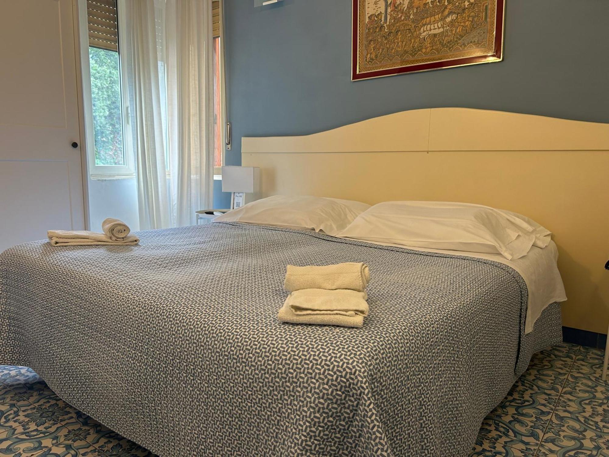 Hotel Palma Castellammare di Stabia Extérieur photo