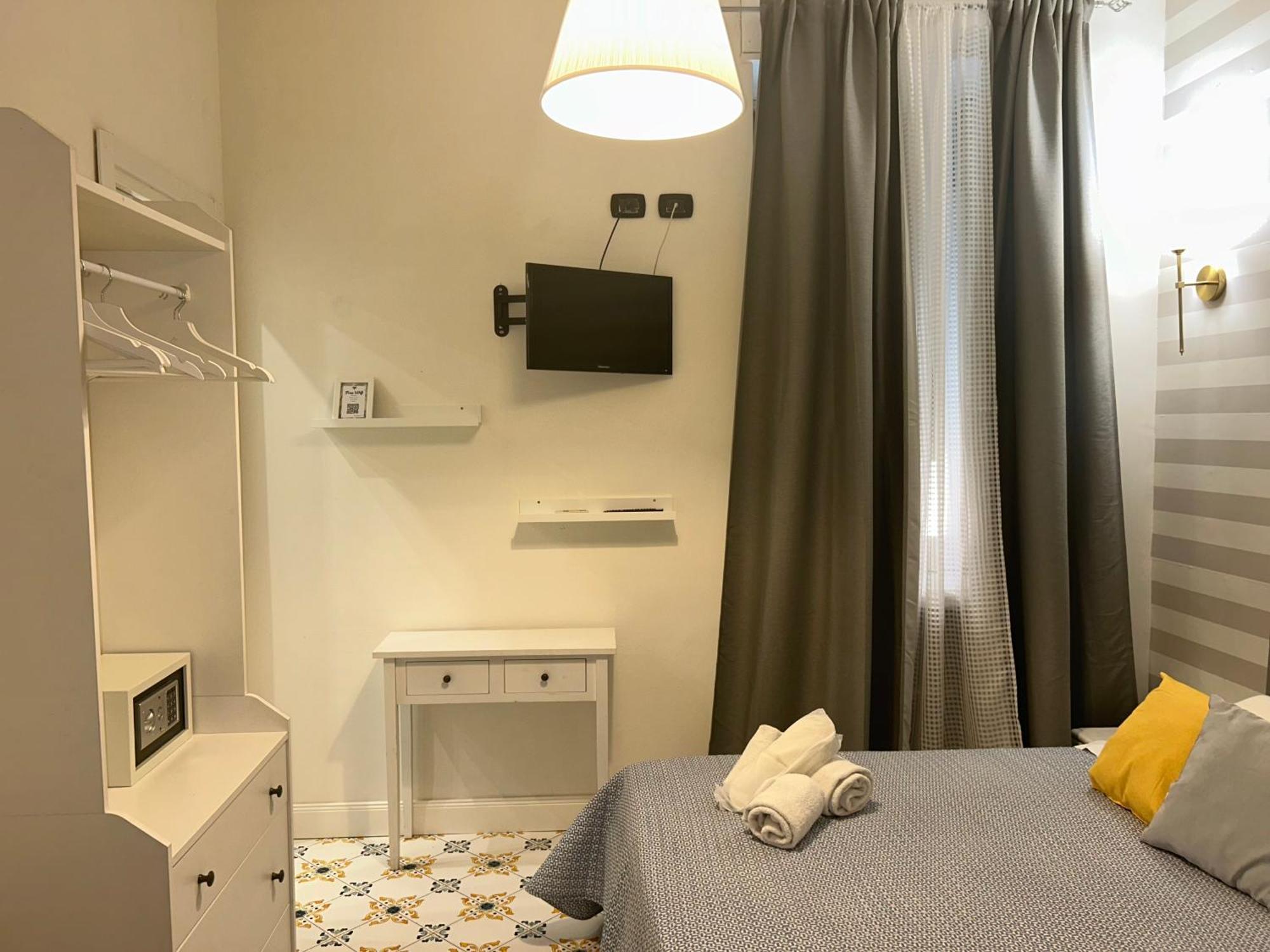 Hotel Palma Castellammare di Stabia Extérieur photo