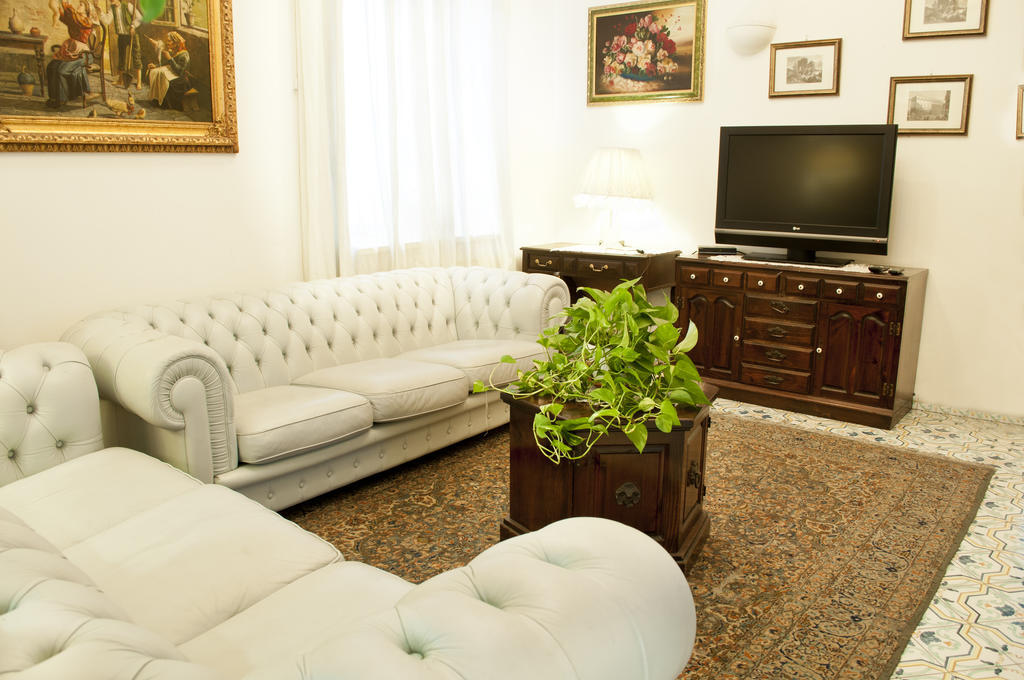 Hotel Palma Castellammare di Stabia Extérieur photo